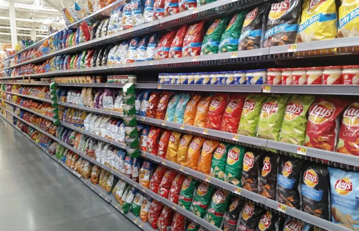 Gondola Shelving Applications by Industry